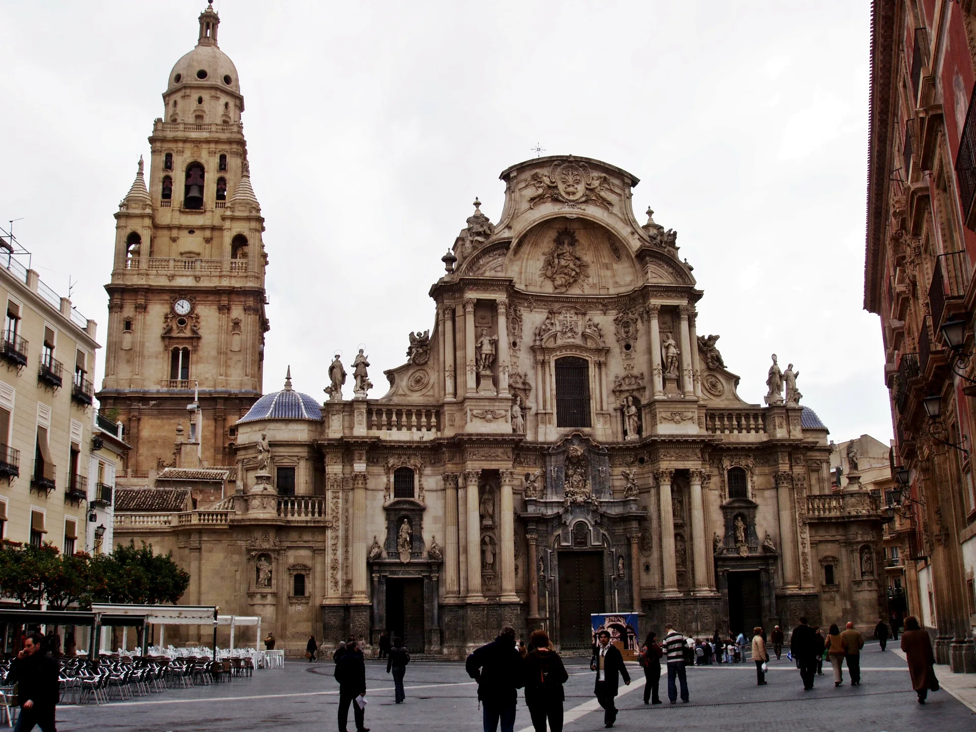 Catedral de Murcia y plaza del Cardenal Belluga